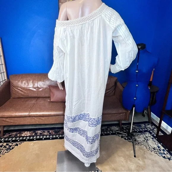 Ampersand Heart Women’s Small Cream Blue Long Sleeve Embroidered Dress - Picture 4 of 15